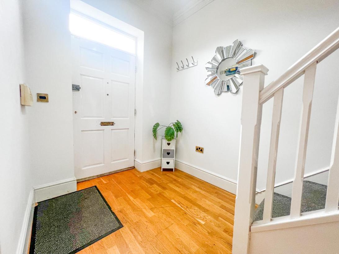 Redbourne Holiday Home Boston Room photo
